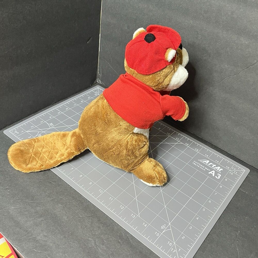 Jaag Buc-ees Beaver Plush 10'' Convenience Station Mascot With Red Hat And Shirt - Picture 4 of 8